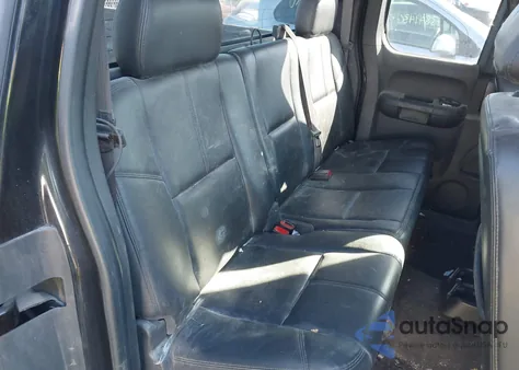 2010 Chevrolet Silverado 1500 Ltz z USA, uszkodzony, nr VIN 1GCSKTE39AZ289240